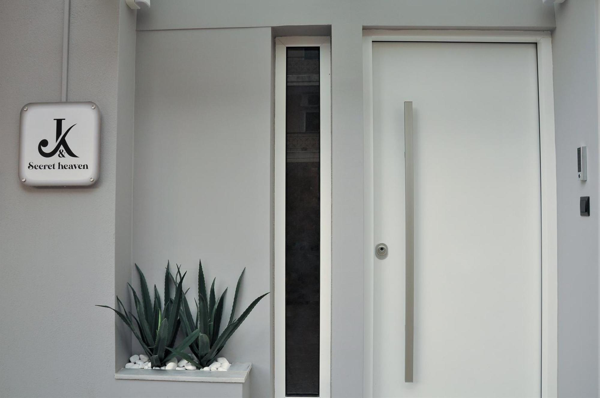 Secret Heaven Jk Apartment *